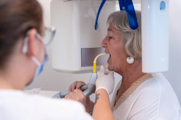 Best Dentist for Tooth Abscess  in Grand Terrace, CA